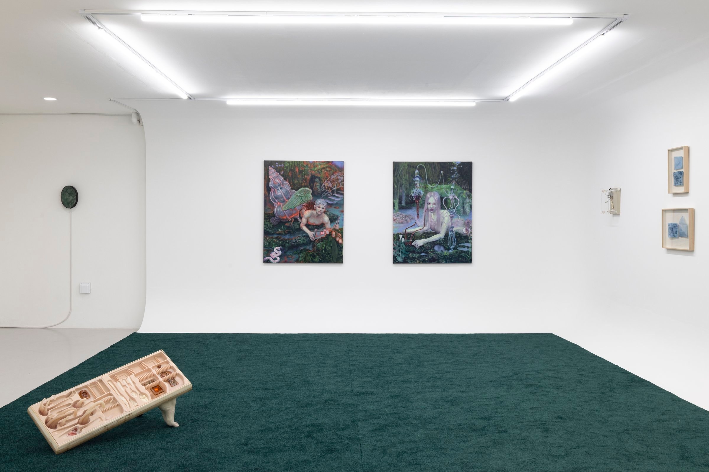 《성✧유물✧함》 installation view 2