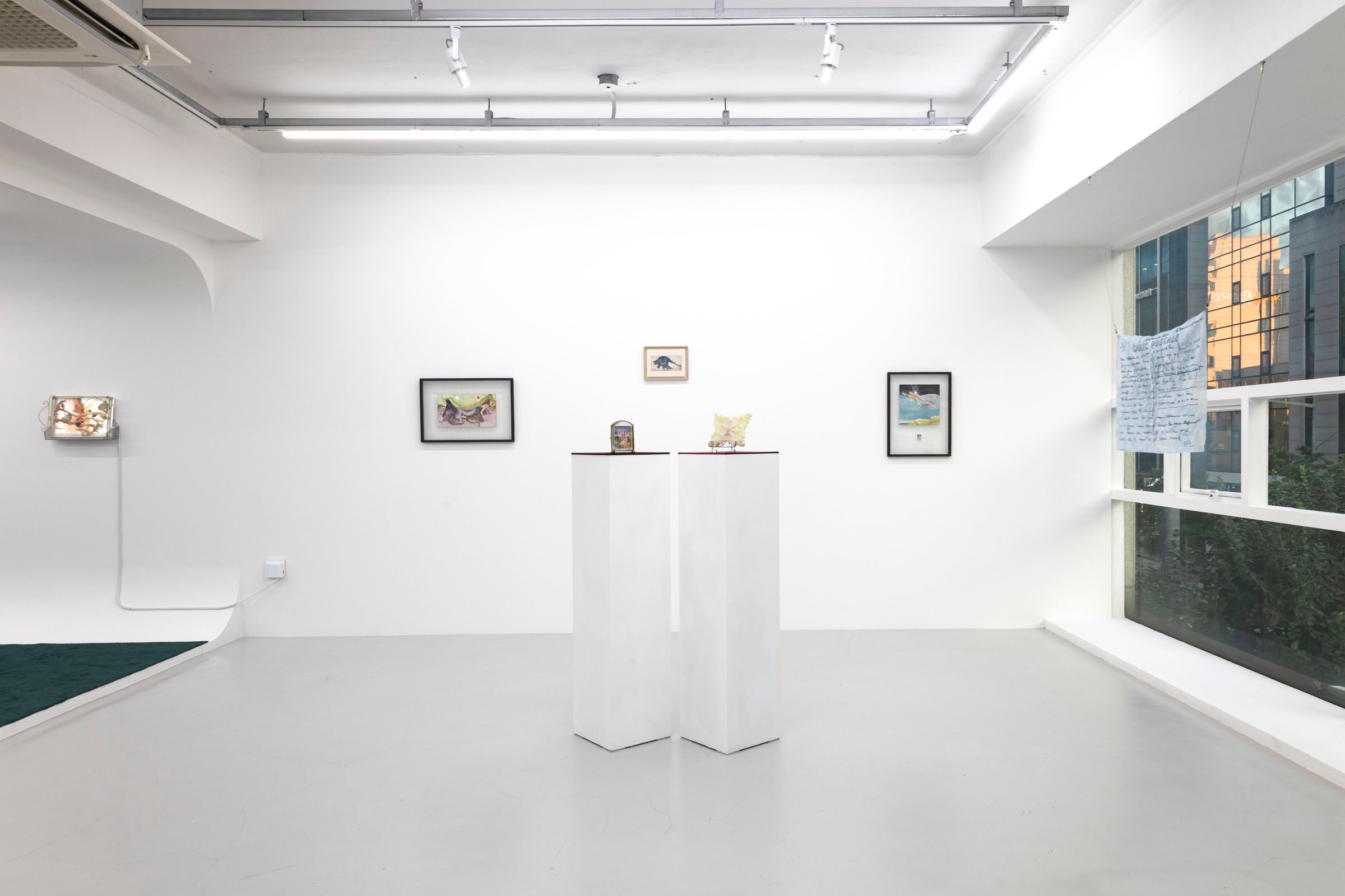 《성✧유물✧함》 installation view 3